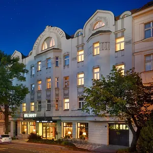 https://hotel-savoy.praguehotelsweb.com