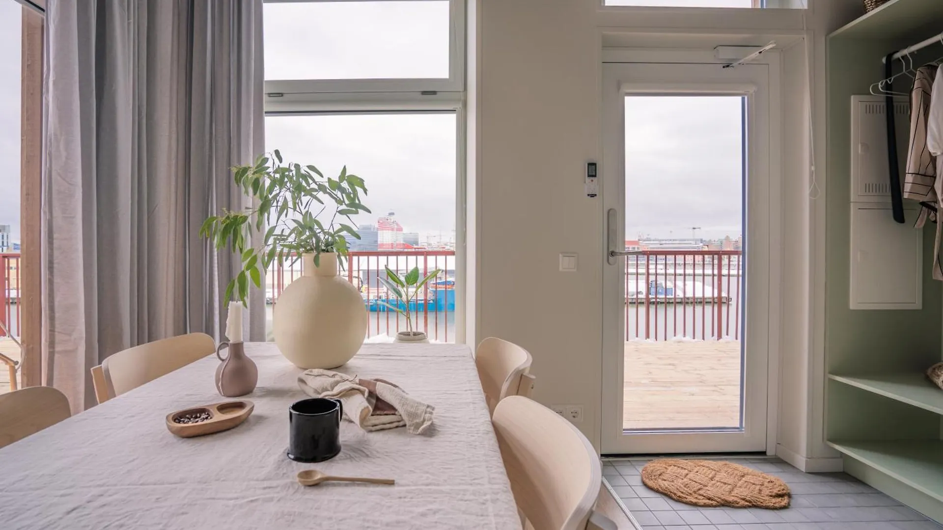 **** Hotel Waterfront Cabins Gothenburg Sweden