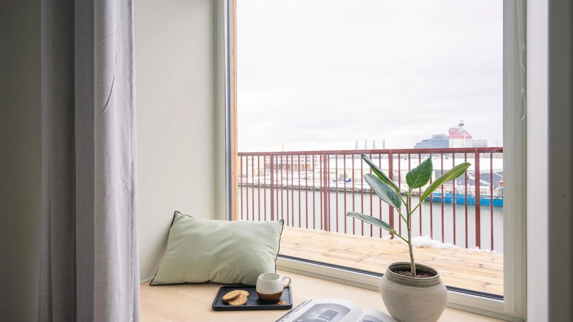 Hotel Waterfront Cabins Gotenburg