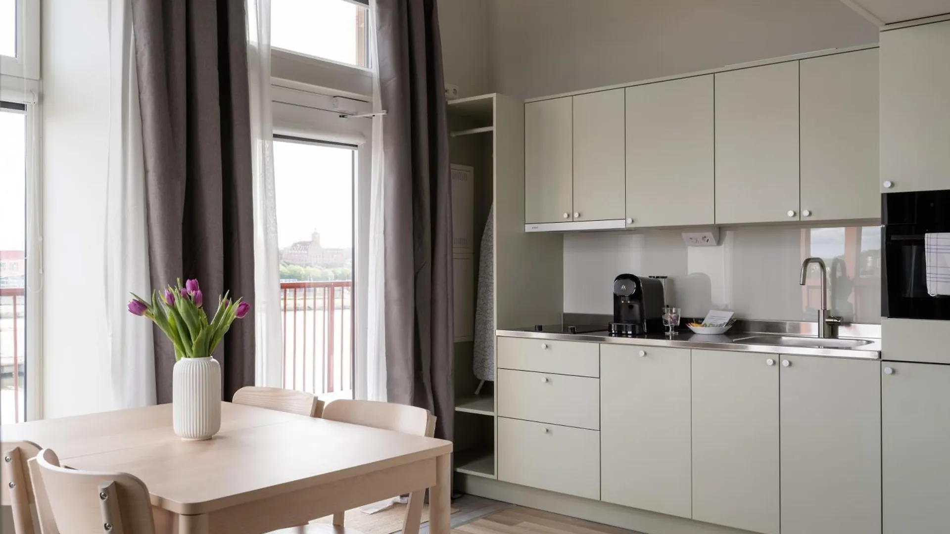 Waterfront Cabins Gothenburg 4*,